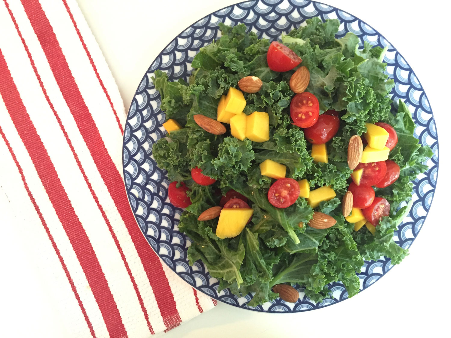Anti-inflammatory Kale And Tomato Salad